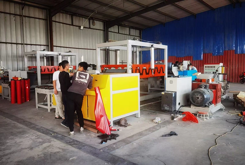 Τι είναι ο εξοπλισμός ταινιών από καουτσούκ;